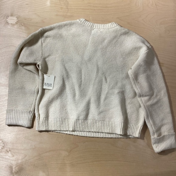 a.n.a Cream and Black Geometric Sweater Large (OX) - Picture 9 of 10